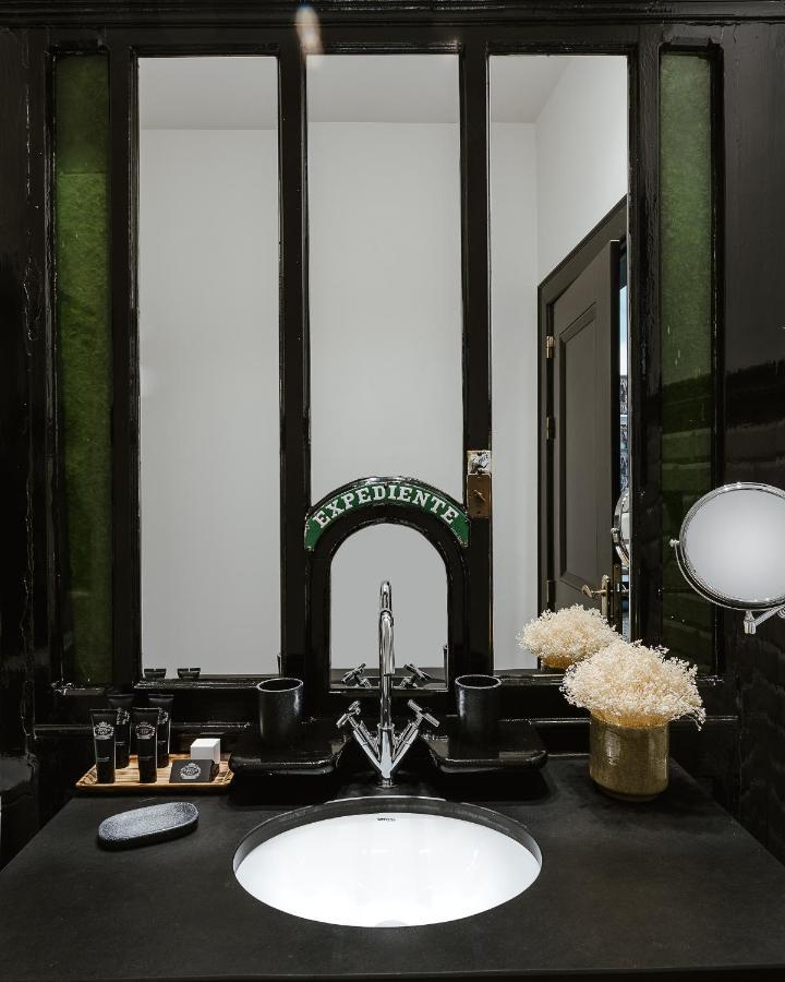 Guest house Almalusa Baixa Chiado Lisbon